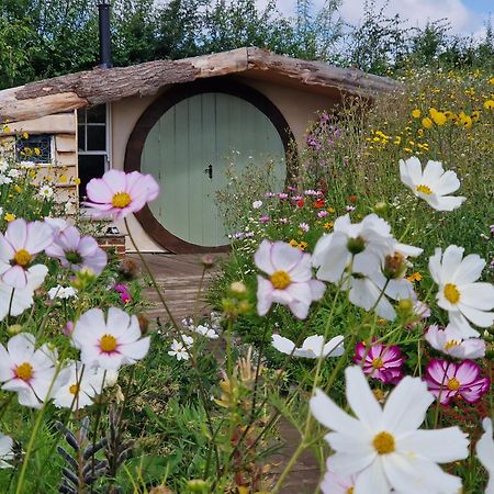 Cranfield Retreat & Glamping & Hobbit House Hotel Long Melford Exterior foto