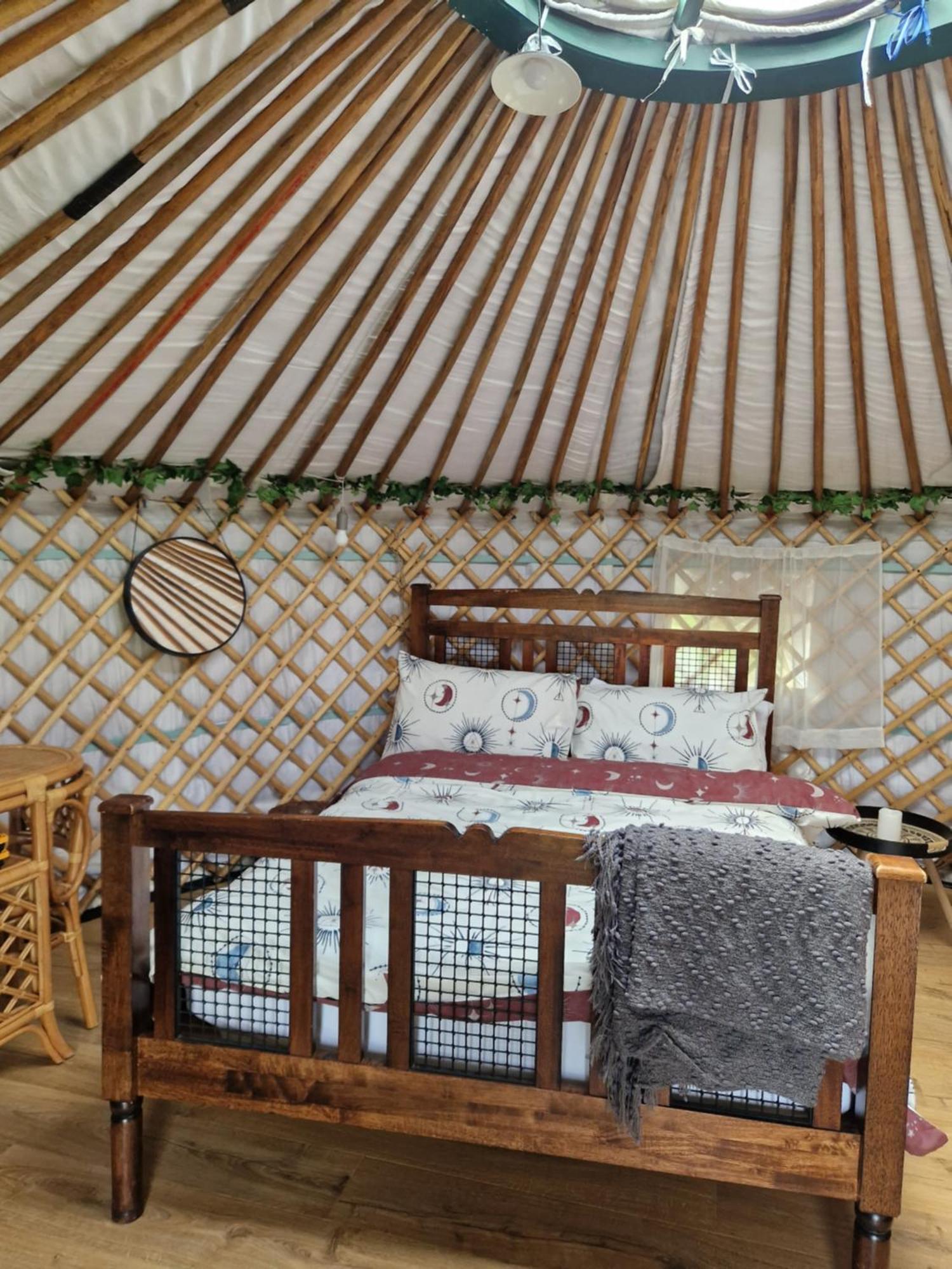 Cranfield Retreat & Glamping & Hobbit House Hotel Long Melford Exterior foto