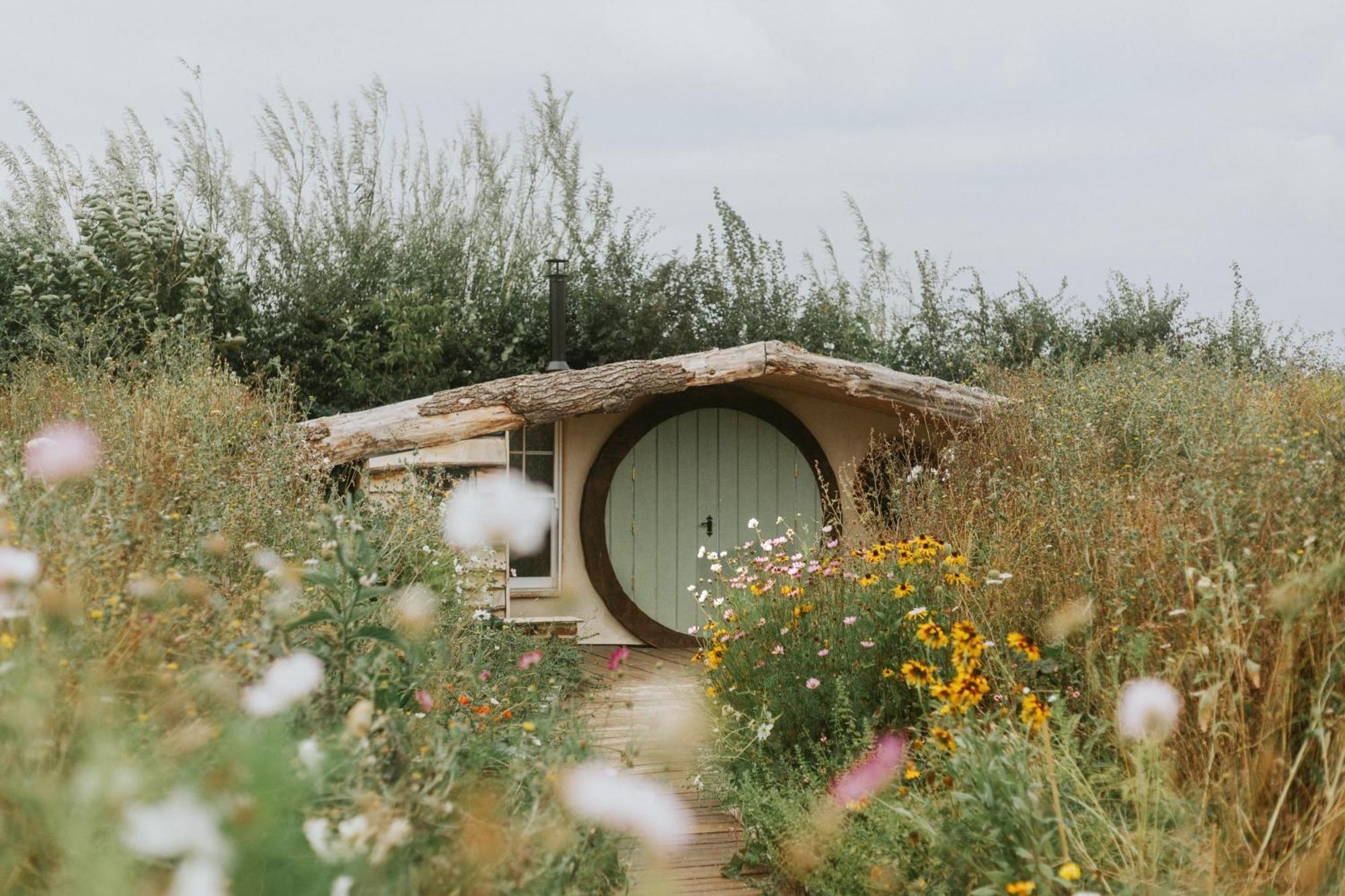 Cranfield Retreat & Glamping & Hobbit House Hotel Long Melford Exterior foto